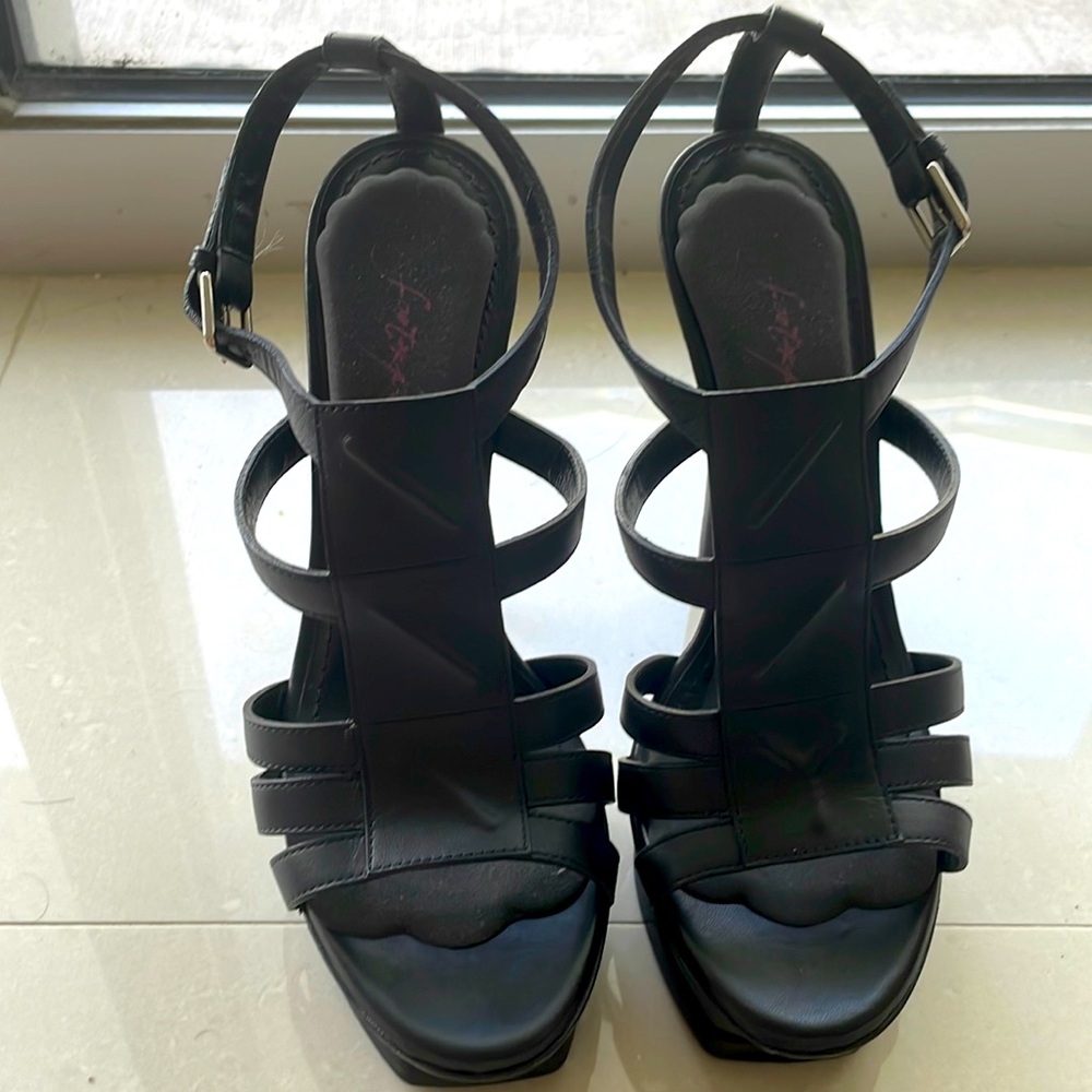YSL heels - Picture 3 of 5